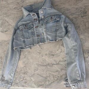 Shien Cropped Light Blue Denim Jacket